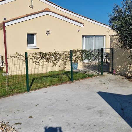 La Jolie Pradelle Virsac Exterior foto