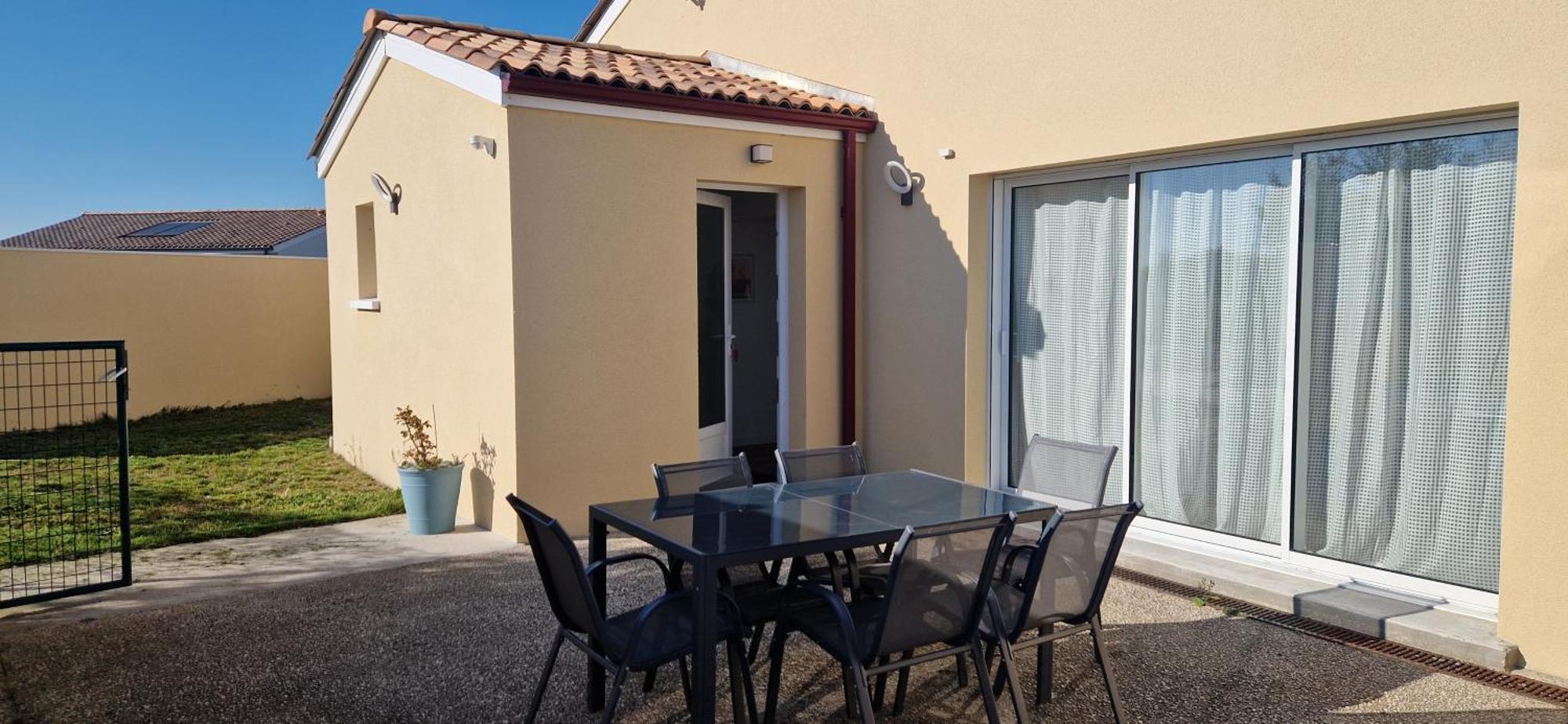 La Jolie Pradelle Virsac Exterior foto